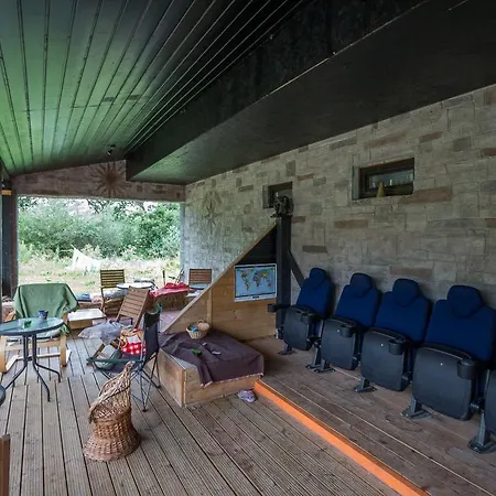 Bed & Breakfast Pensiunea Ana 3*